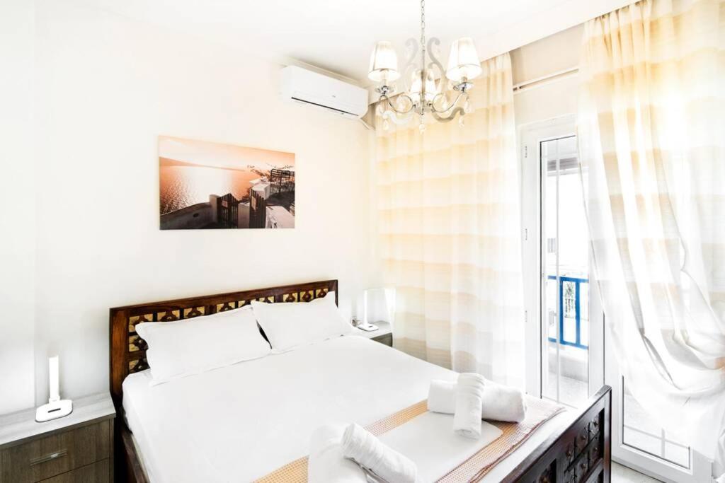 Seafront 2 Bedrooms Apartment Неа Ираклия Екстериор снимка