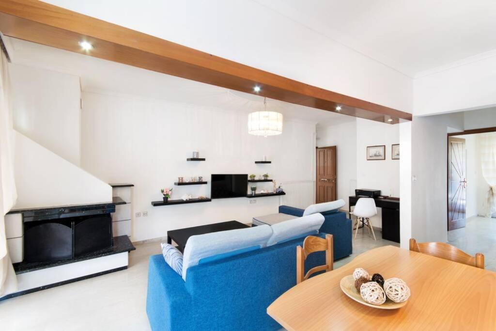 Seafront 2 Bedrooms Apartment Неа Ираклия Екстериор снимка